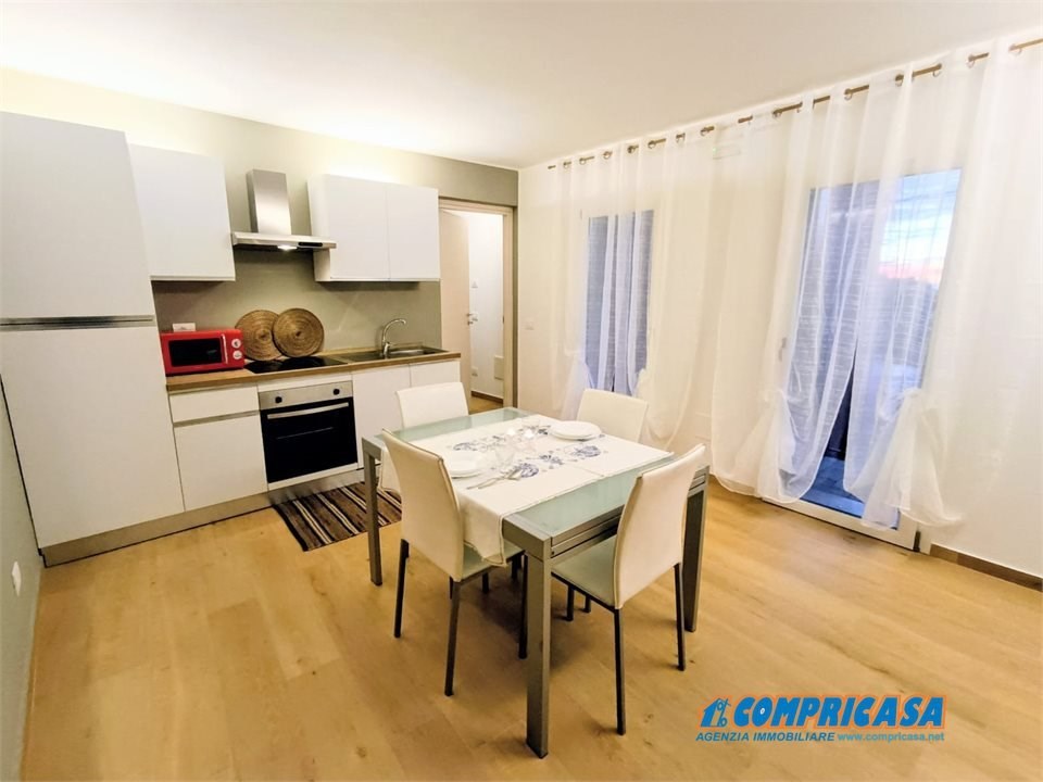 appartamento in affitto a Bardolino in zona Calmasino