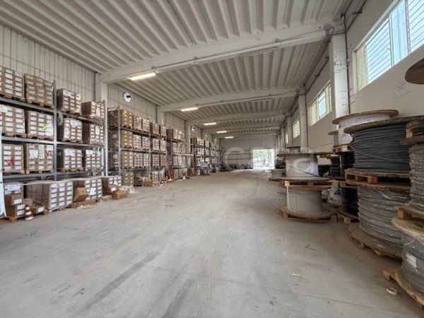 locale commerciale in affitto a Belfiore