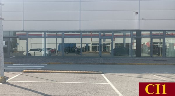 negozio in affitto a Bovolone