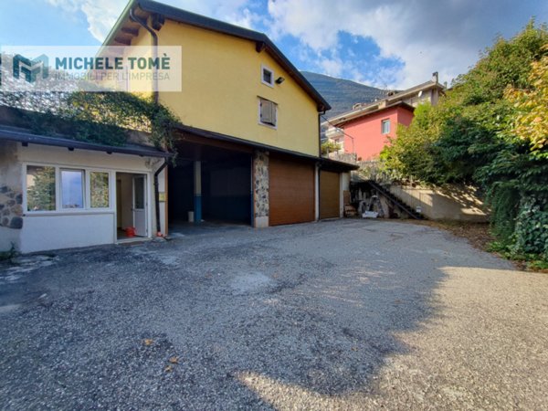 appartamento in affitto a Brentino Belluno in zona Rivalta