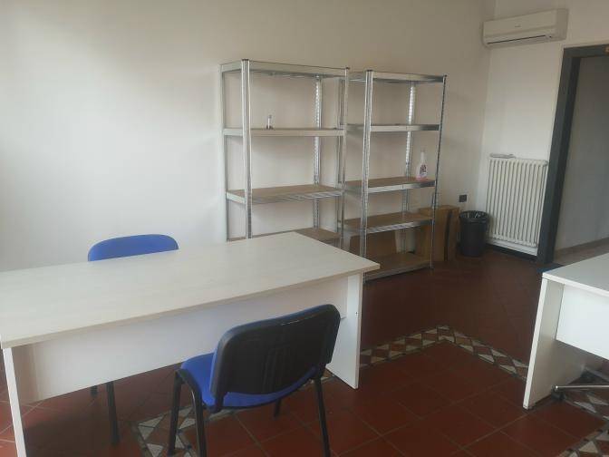 negozio in affitto a Bussolengo