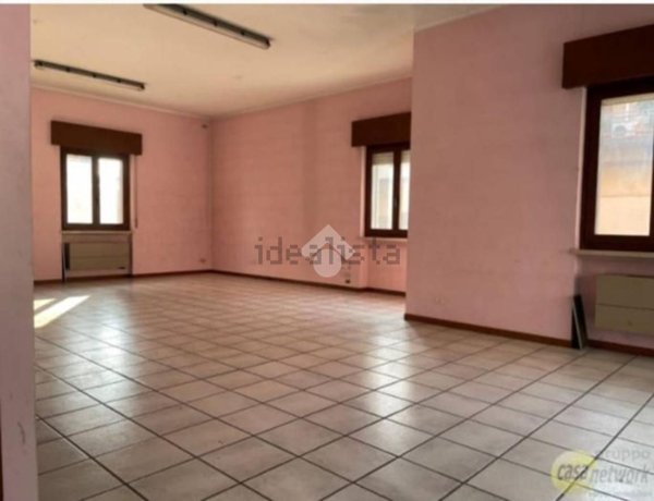 negozio in affitto a Bussolengo