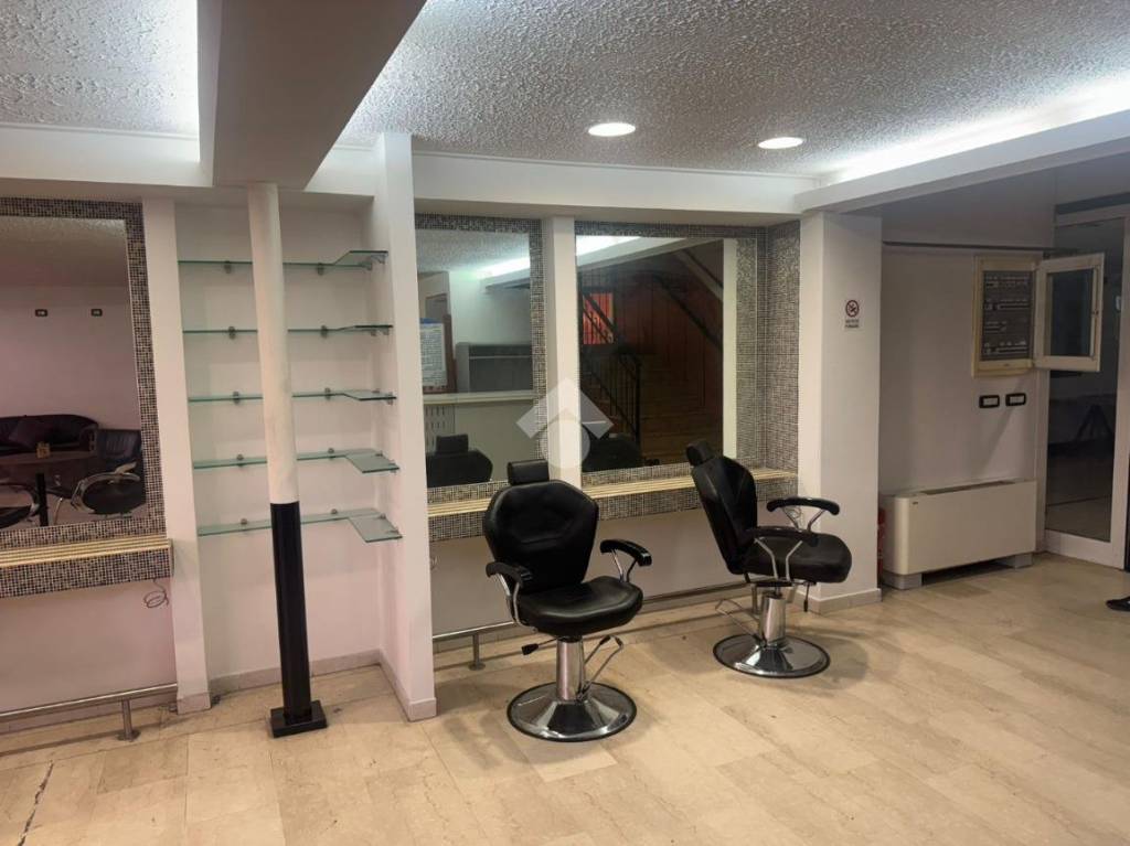 negozio in affitto a Bussolengo