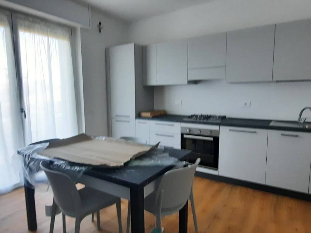 appartamento in affitto a Bussolengo