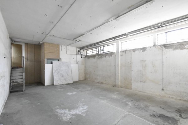 locale di sgombero in affitto a Bussolengo