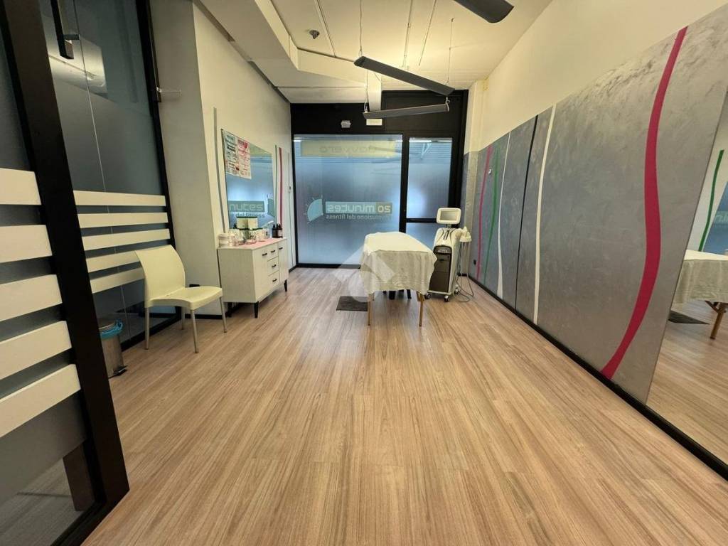 negozio in affitto a Bussolengo