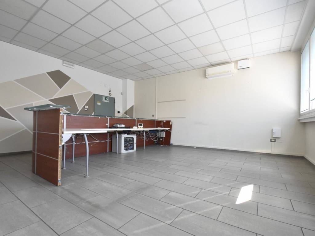 ufficio in affitto a Bussolengo