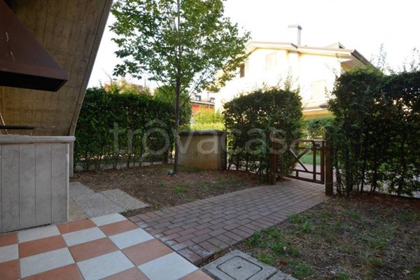 appartamento in affitto a Bussolengo