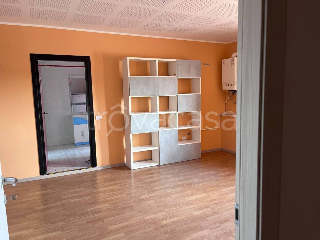 appartamento in affitto a Bussolengo
