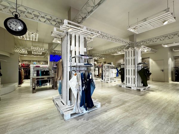 locale commerciale in affitto a Casaleone