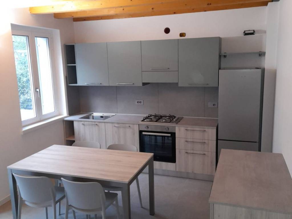 appartamento in affitto a Castelnuovo del Garda