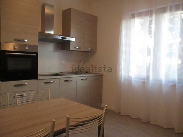 appartamento in affitto a Castelnuovo del Garda in zona Cavalcaselle