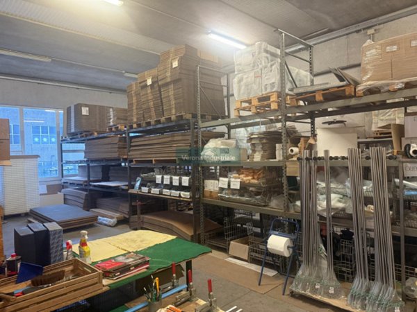 capannone in affitto a Castelnuovo del Garda