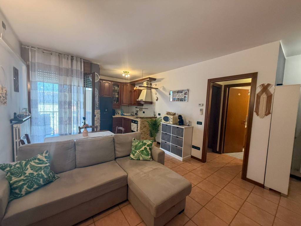 appartamento in affitto a Castelnuovo del Garda
