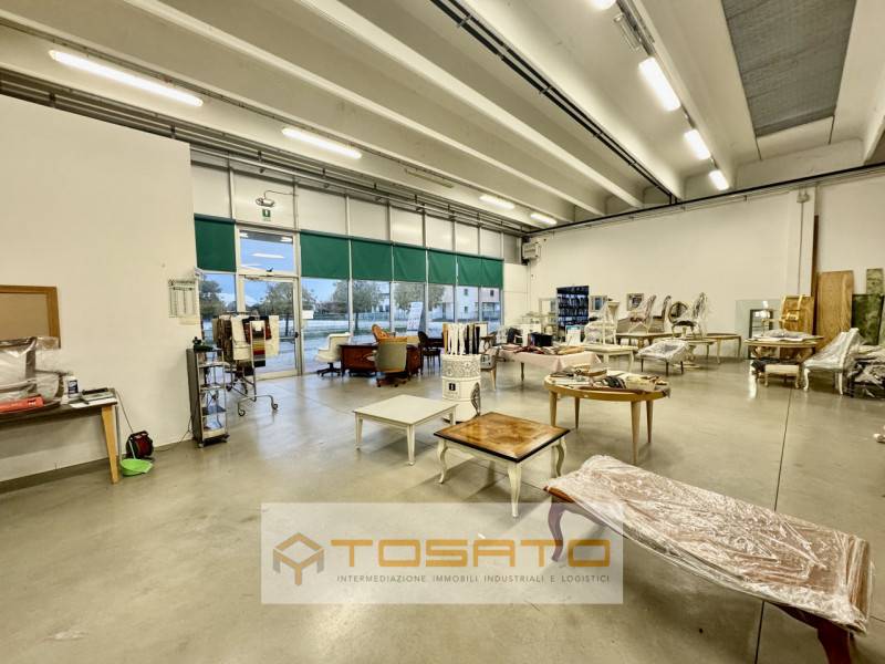 locale commerciale in affitto a Cerea