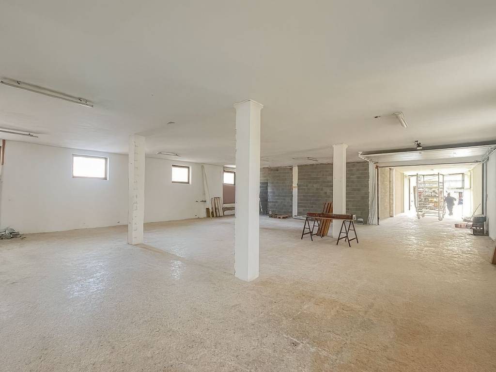 locale di sgombero in affitto a Cologna Veneta