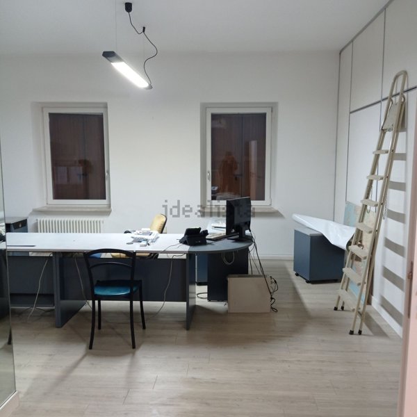 ufficio in affitto a Colognola ai Colli