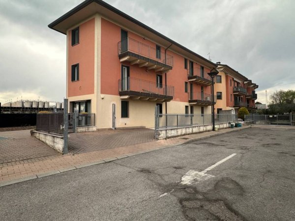 appartamento in affitto a Colognola ai Colli in zona Stra