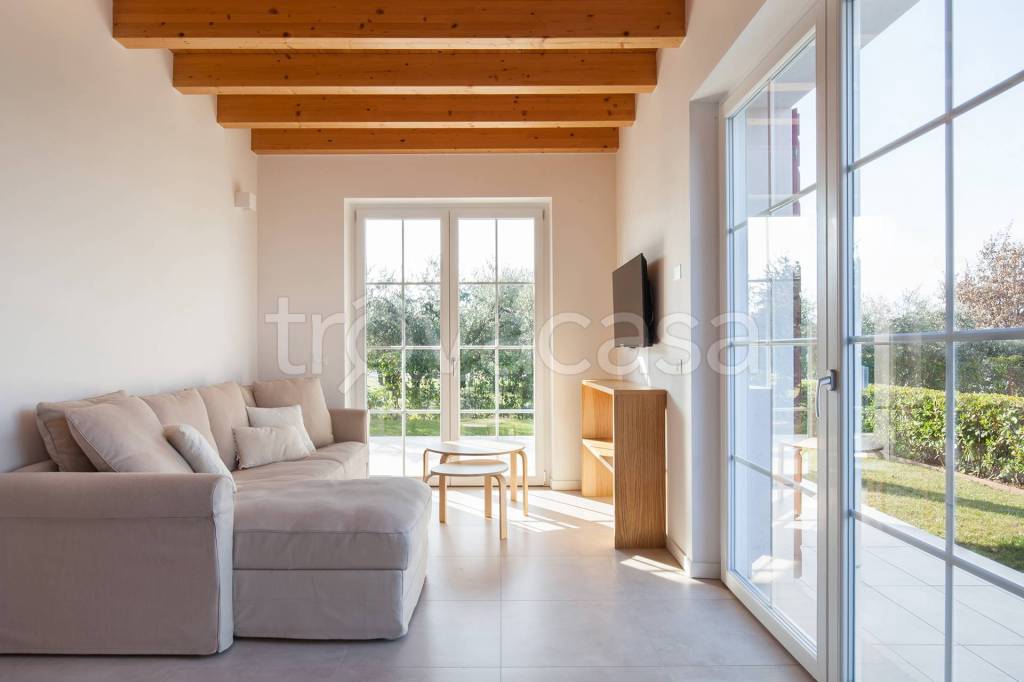 appartamento in affitto a Costermano sul Garda
