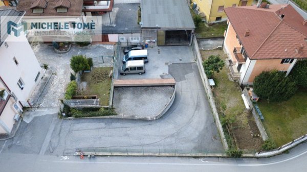 locale commerciale in affitto a Dolcè in zona Peri