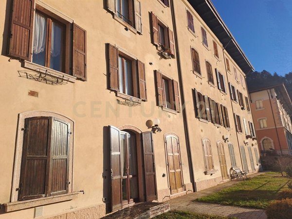 appartamento in affitto a Ferrara di Monte Baldo