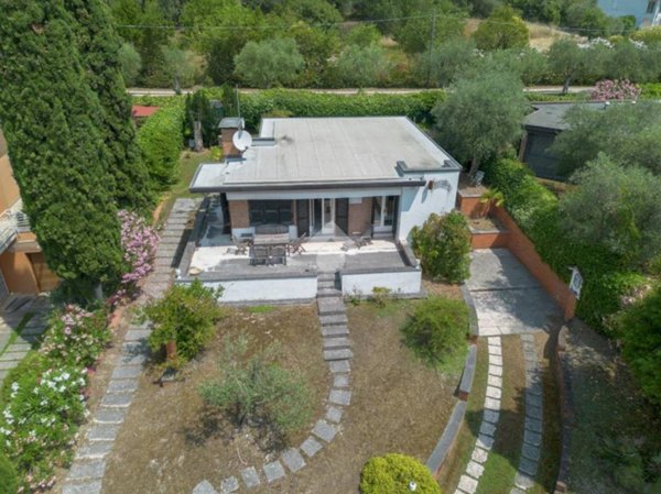 casa indipendente in affitto a Garda