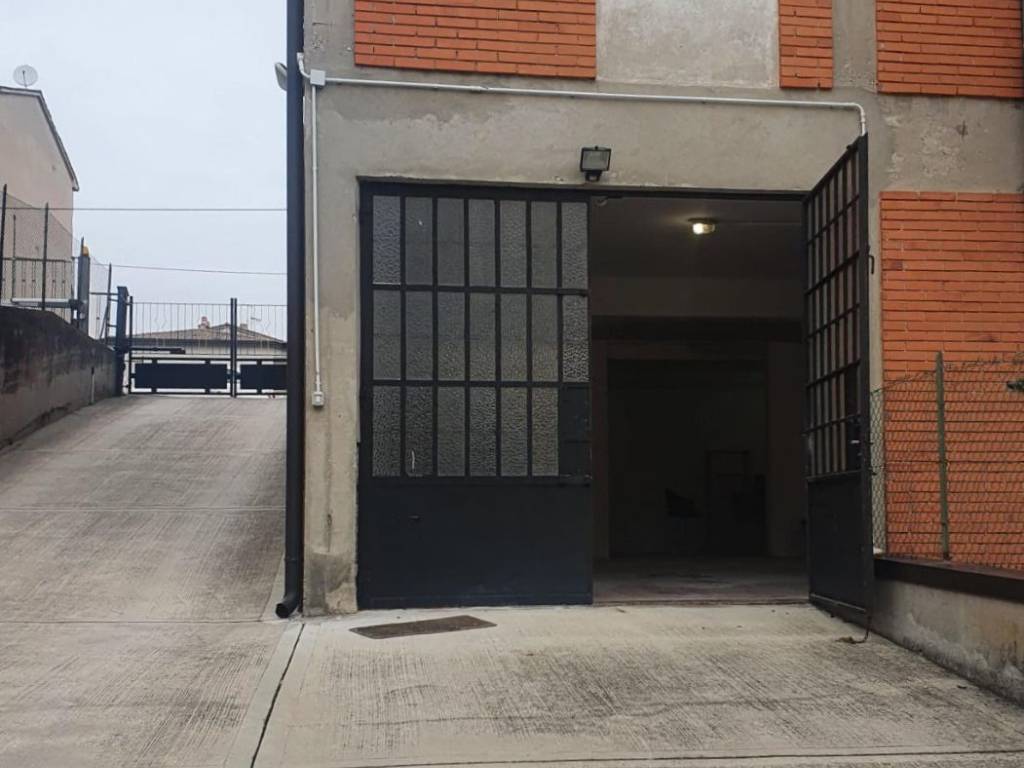 ufficio in affitto a Grezzana