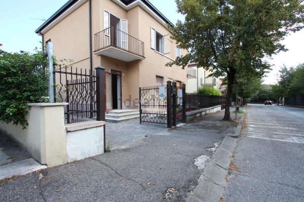 appartamento in affitto a Grezzana