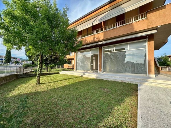 negozio in affitto ad Illasi