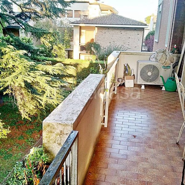 appartamento in affitto ad Isola della Scala in zona Pellegrina