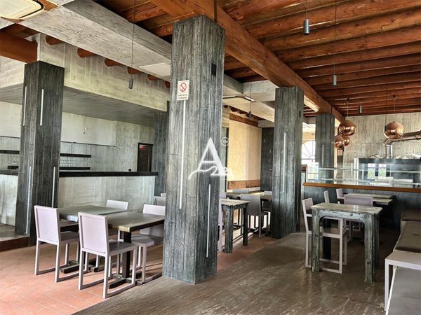 negozio in affitto ad Isola della Scala