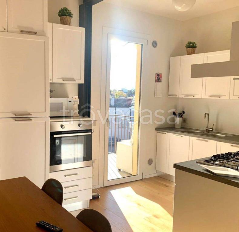 appartamento in affitto ad Isola della Scala in zona Pellegrina