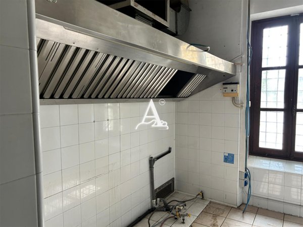 negozio in affitto ad Isola della Scala