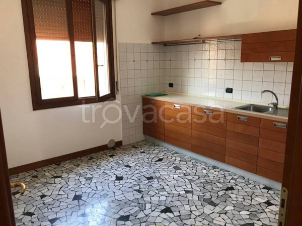 appartamento in affitto ad Isola della Scala in zona Pellegrina