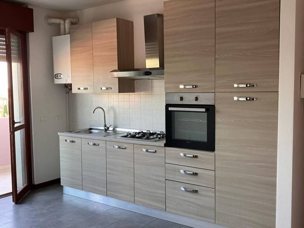 appartamento in affitto ad Isola Rizza