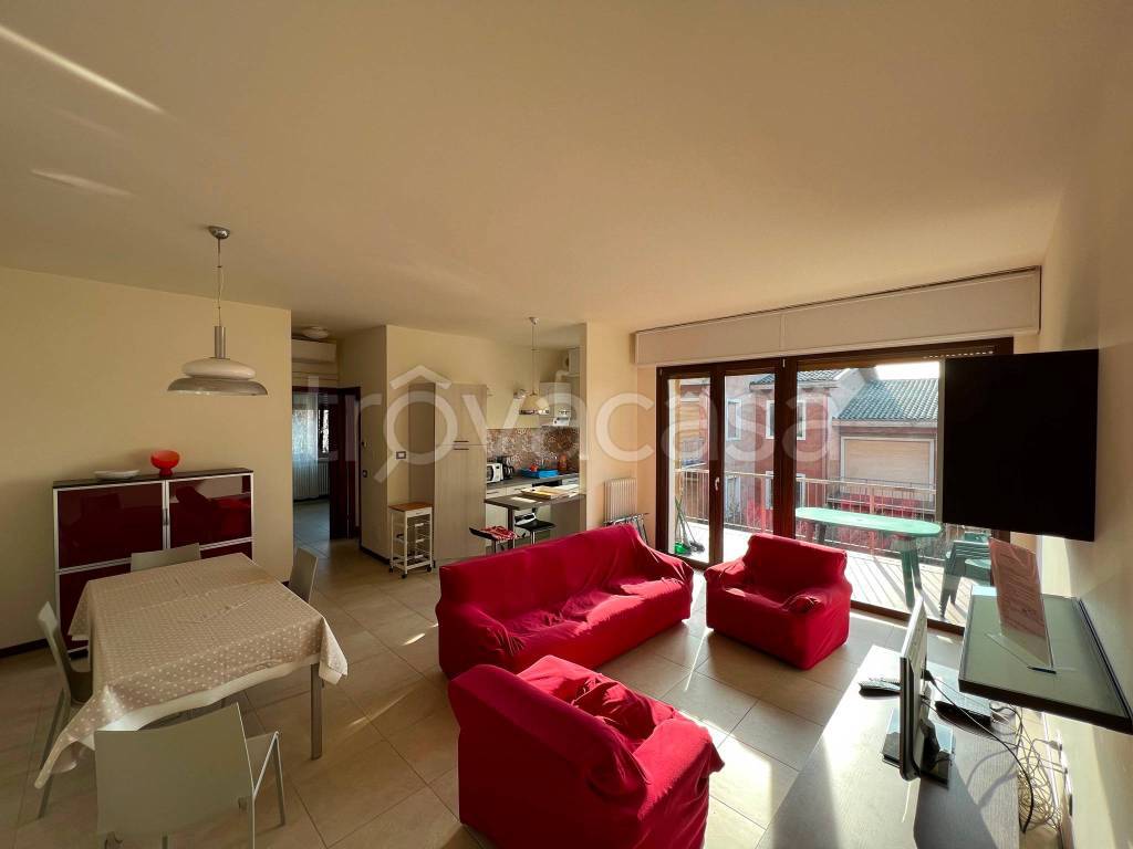 appartamento in affitto a Lazise
