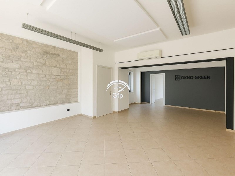 negozio in affitto a Lazise in zona Pacengo