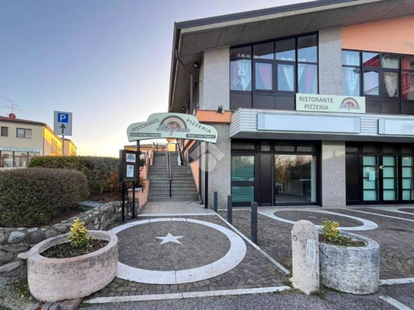 negozio in affitto a Lazise in zona Colà