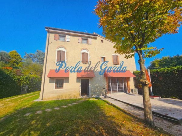 casa indipendente in affitto a Lazise