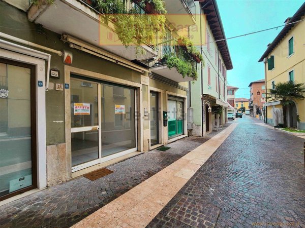 locale commerciale in affitto a Lazise