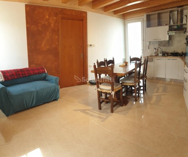 appartamento in affitto a Legnago in zona Vigo