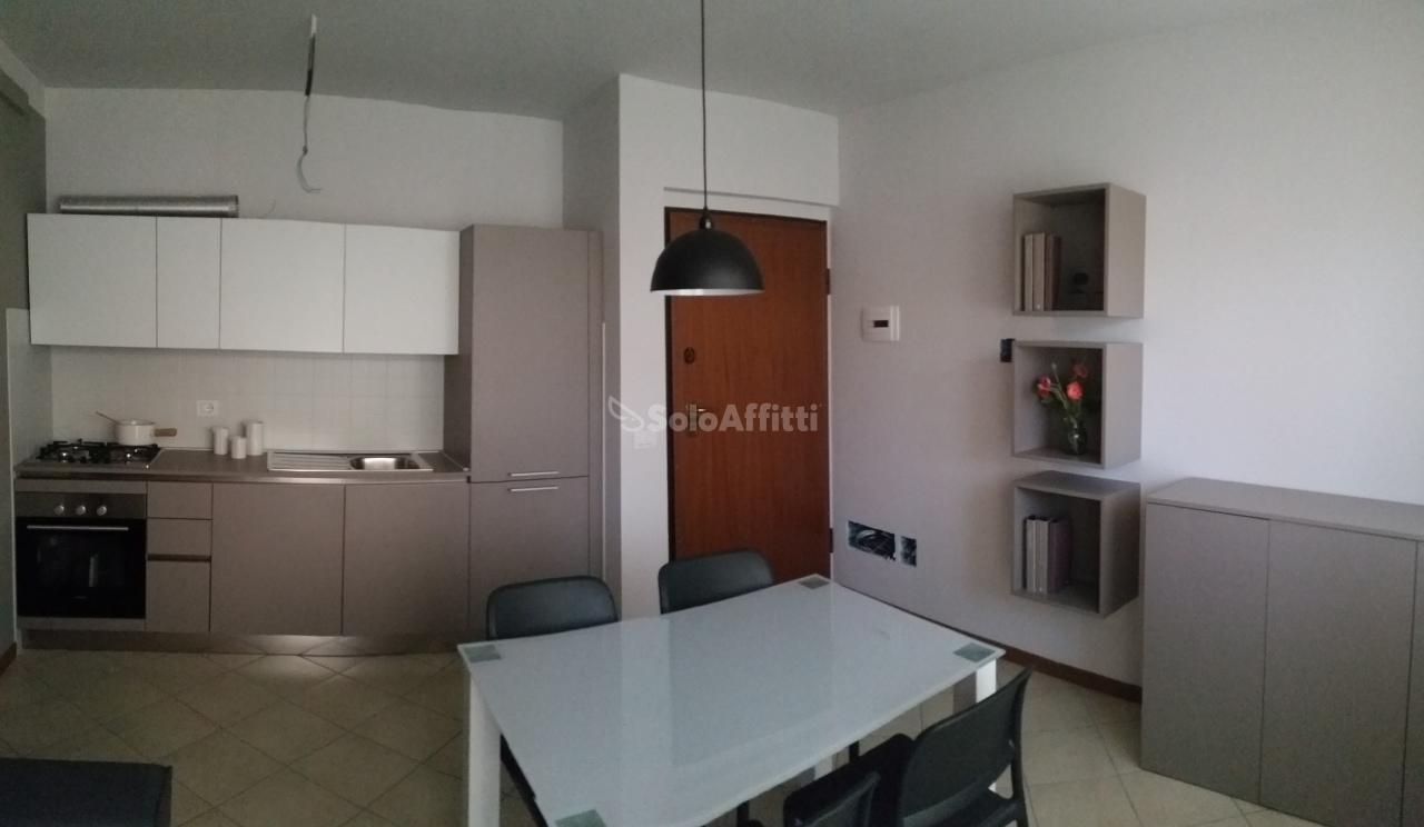 appartamento in affitto a Legnago in zona Porto