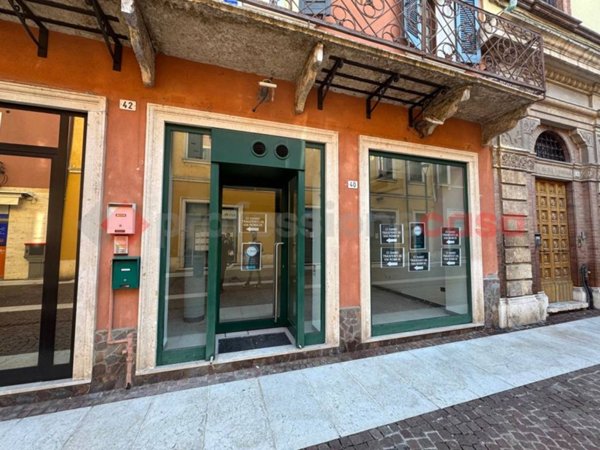 negozio in affitto a Legnago