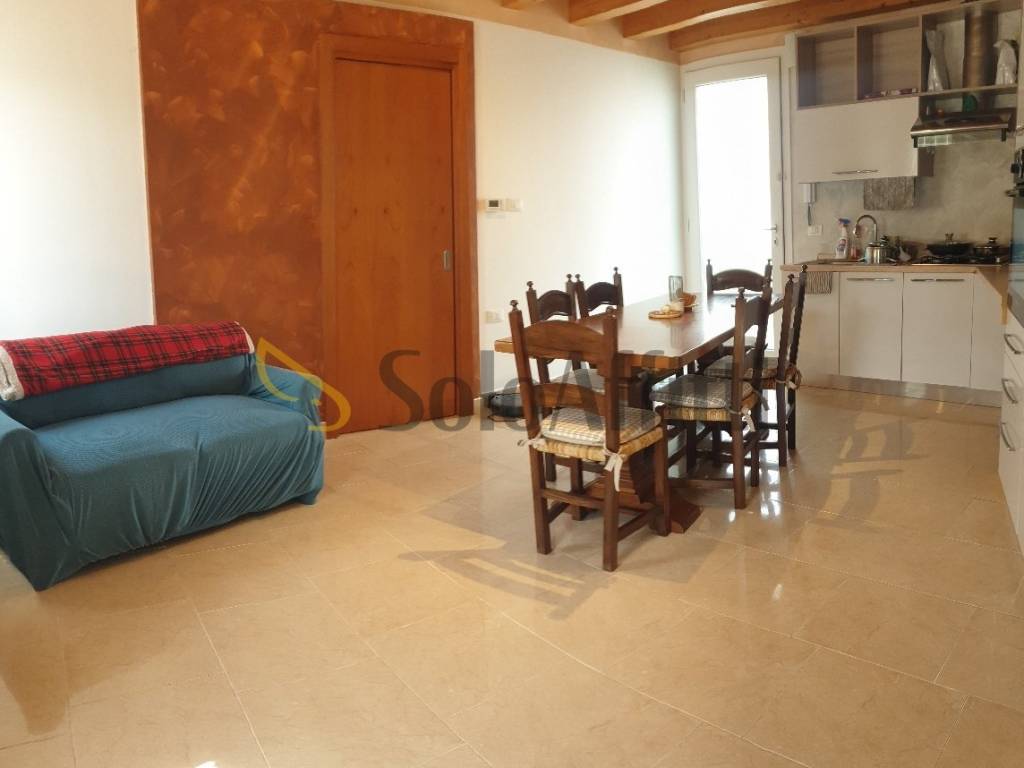 appartamento in affitto a Legnago in zona Vigo