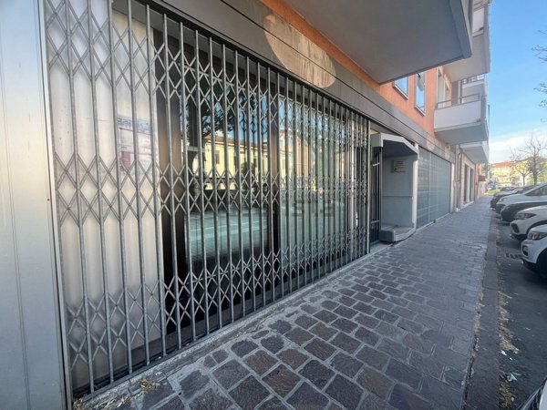 locale commerciale in affitto a Legnago