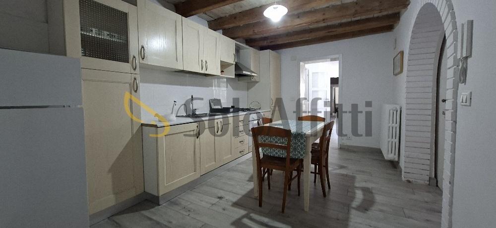 appartamento in affitto a Legnago in zona Porto