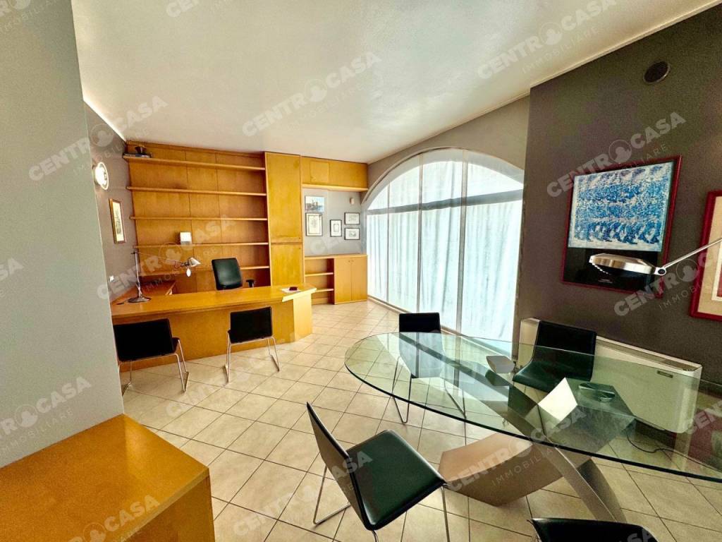 ufficio in affitto a Legnago in zona Porto
