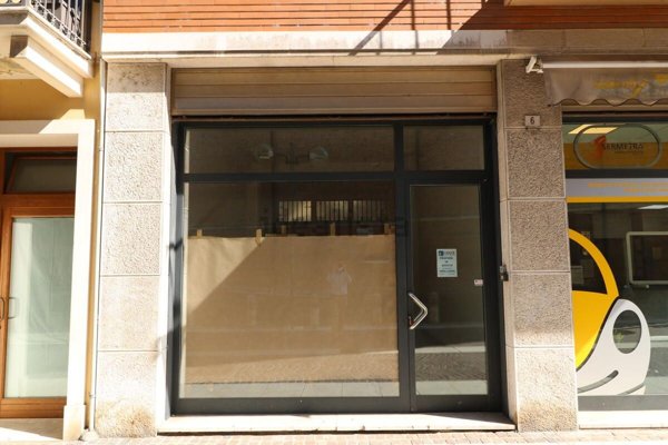 locale commerciale in affitto a Legnago in zona Porto