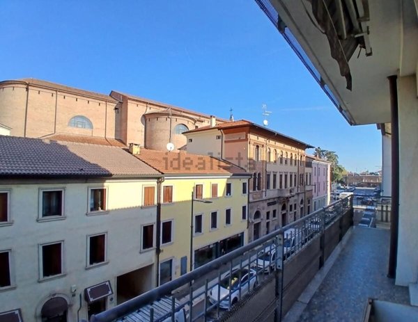 appartamento in affitto a Legnago in zona Porto
