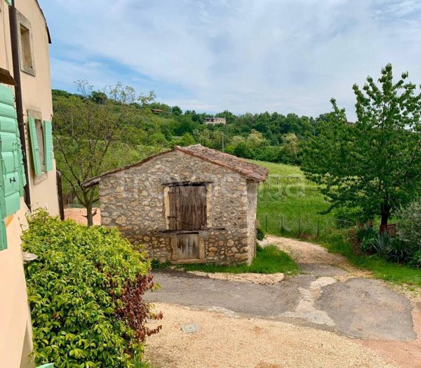 casa indipendente in affitto a Negrar di Valpolicella in zona Montecchio